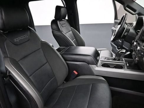 Used 2019 Ford F150 Raptor w/ Equipment Group 802A Luxury AWD/4WD image 24
