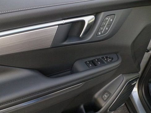 New 2026 Buick Enclave Preferred w/ Power Package FWD image 13