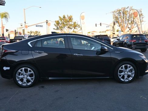 Used 2018 Chevrolet Volt Premier w/ Driver Confidence Package image 13
