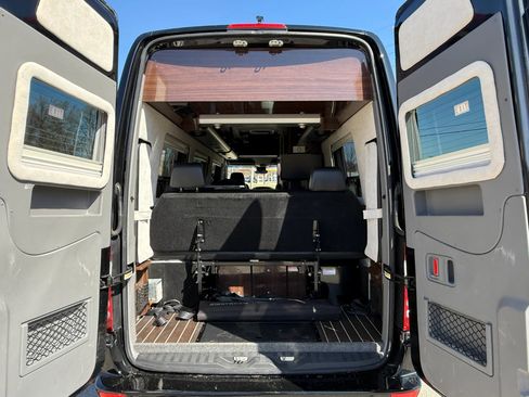 Used 2015 Mercedes-Benz Sprinter 3500 image 32