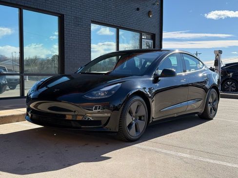 Used 2021 Tesla Model 3 Standard Range Plus image 21