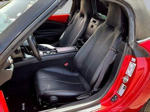 Used 2023 MAZDA MX-5 Miata Grand Touring w/ Weather Package RWD image 19