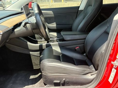 Used 2018 Tesla Model 3 Performance AWD/4WD image 8