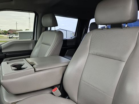 Used 2017 Ford F250 XL w/ Power Equipment Group AWD/4WD image 9