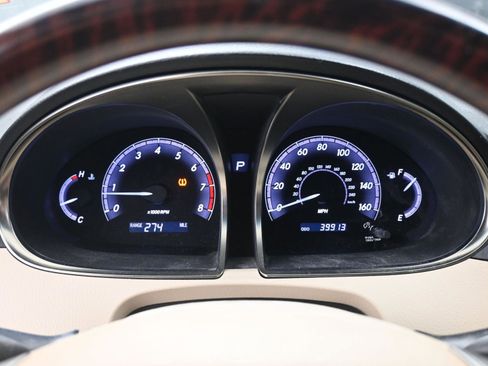 Used 2011 Toyota Avalon Limited FWD image 26