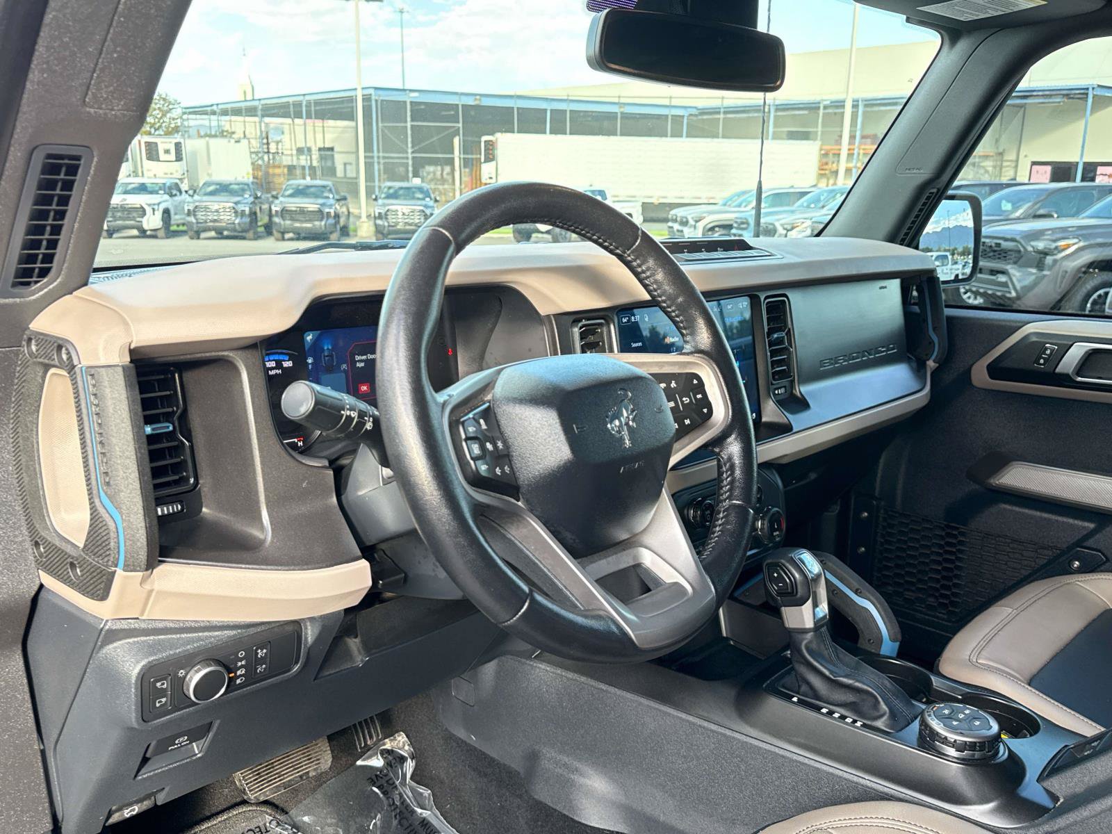 Used 2022 Ford Bronco Wildtrak AWD/4WD image 10