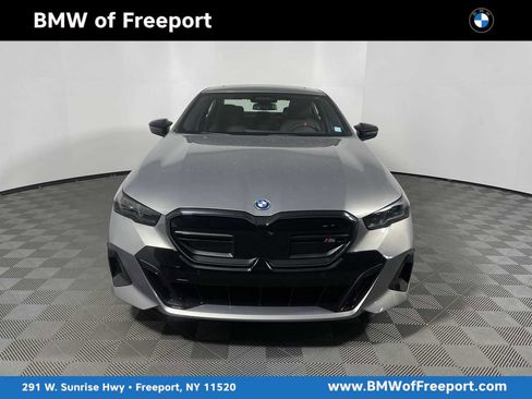 Used 2024 BMW i5 M60 w/ Premium Package image 1