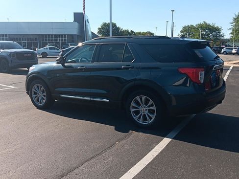Used 2023 Ford Explorer XLT w/ Equipment Group 202A AWD/4WD image 7