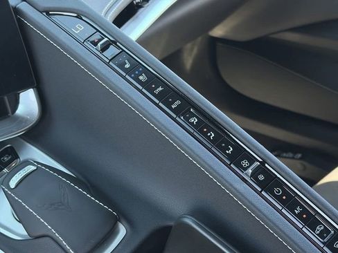 Used 2024 Chevrolet Corvette Stingray Preferred Cpe w/ Z51 Performance Package image 26