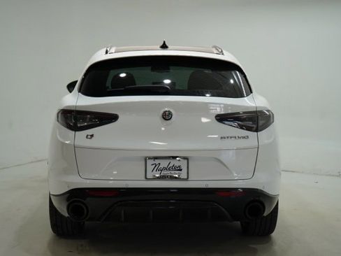 Used 2024 Alfa Romeo Stelvio Veloce image 6