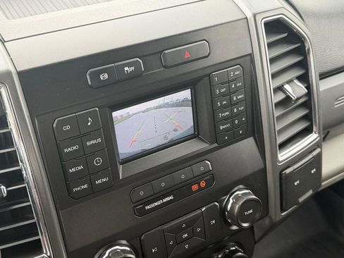 Used 2018 Ford F350 XLT image 21