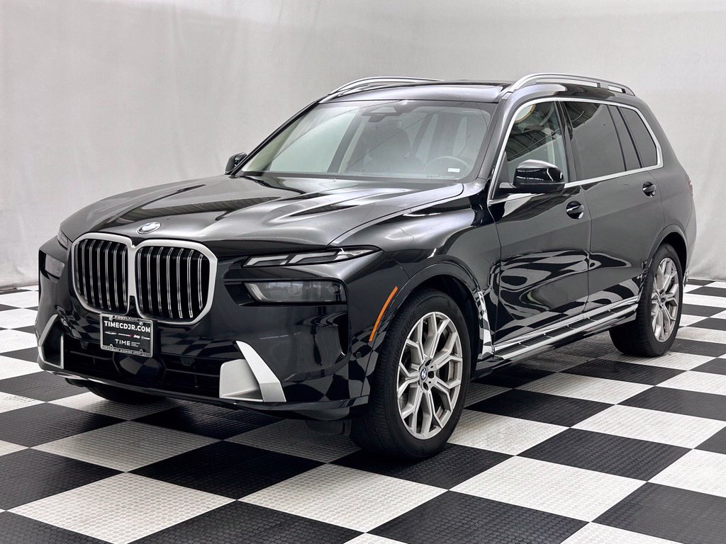 Used 2026 BMW X7 xDrive40i AWD/4WD image 4
