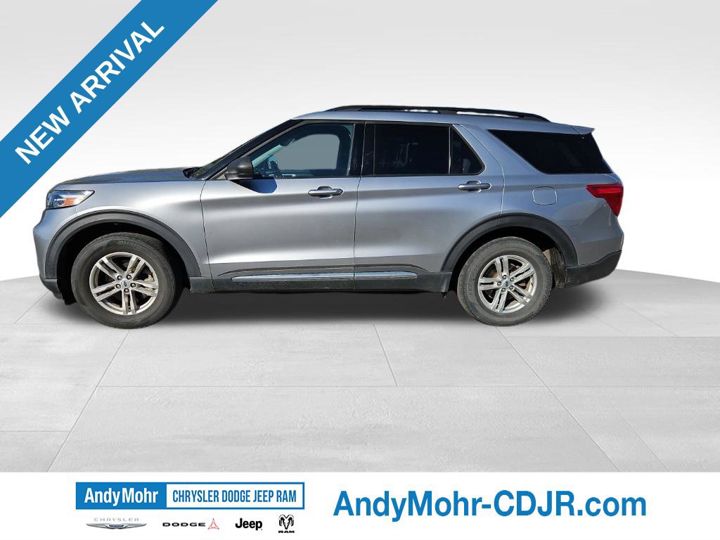 Used 2021 Ford Explorer XLT AWD/4WD image 4