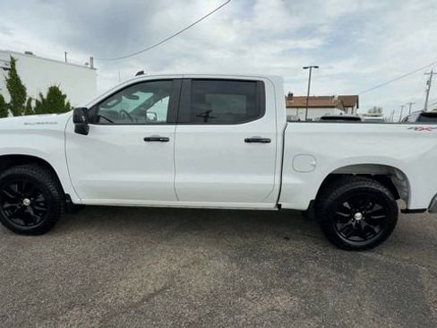 Used 2024 Chevrolet Silverado 1500 LT AWD/4WD image 5