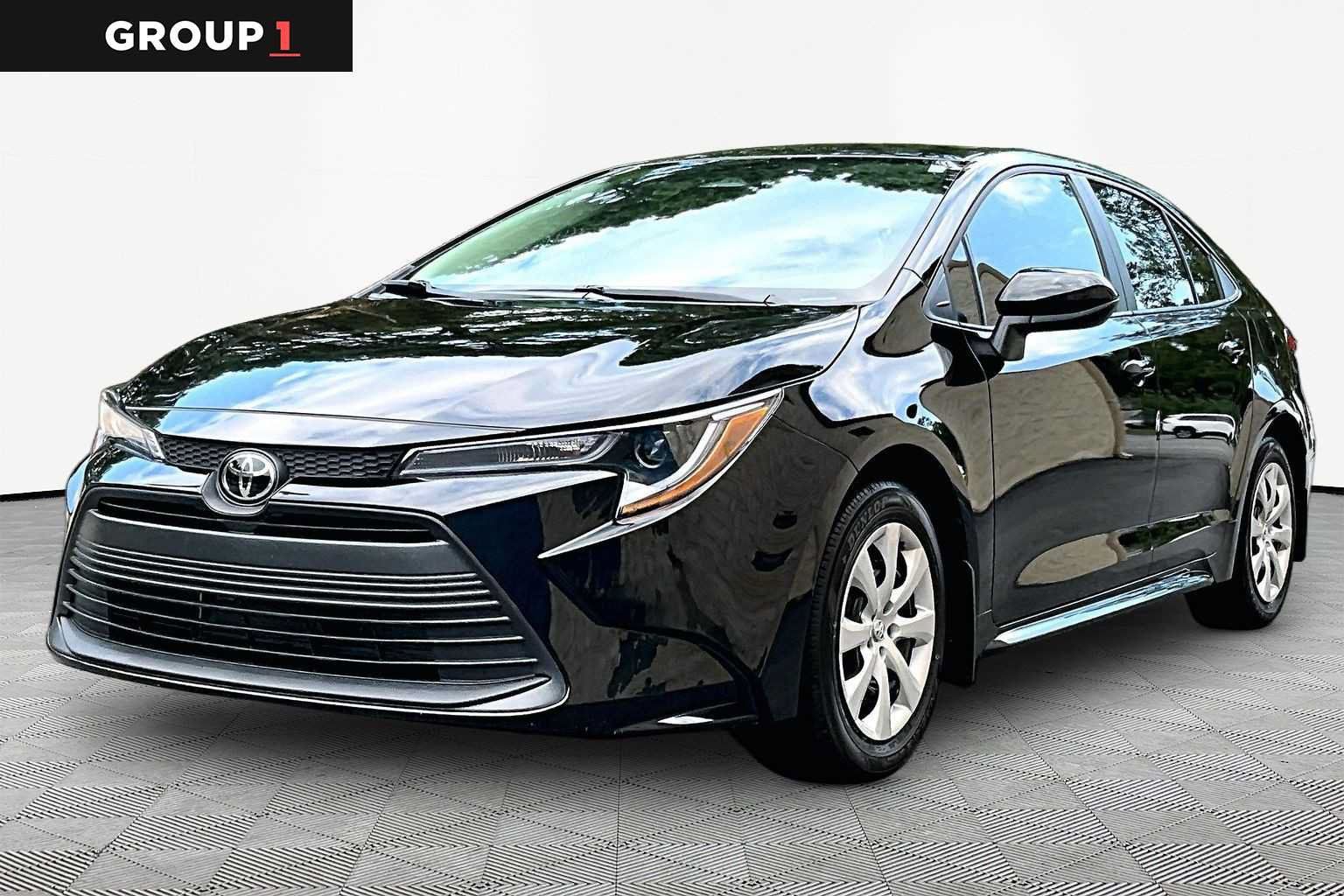 Certified 2026 Toyota Corolla LE FWD image 1
