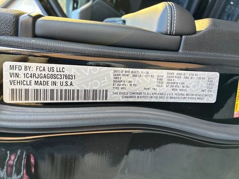 New 2025 Jeep Grand Cherokee Laredo X w/ Luxury Tech Group I image 30