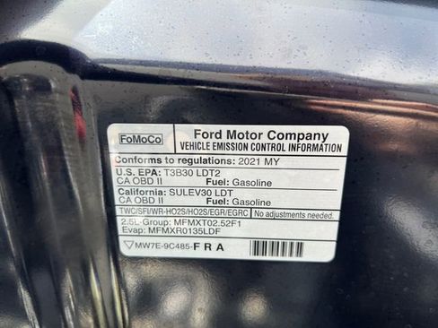 Used 2021 Ford Escape Titanium image 10