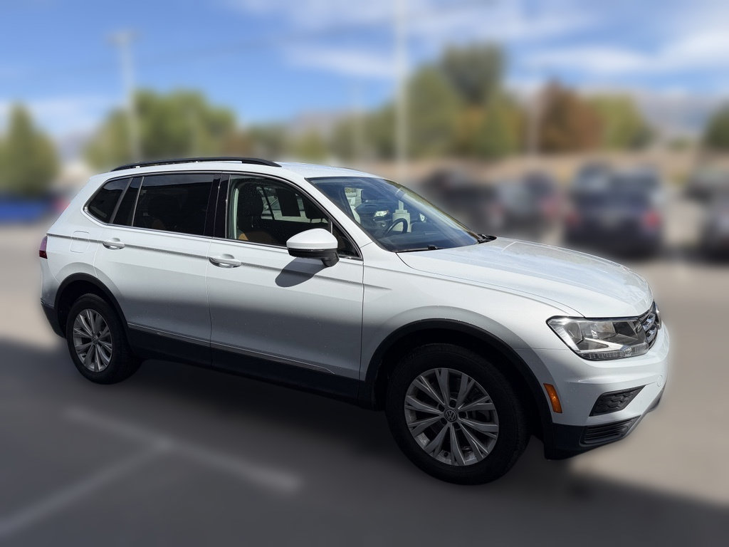 Used 2018 Volkswagen Tiguan SE w/ 3rd Row Seat Package AWD/4WD image 6