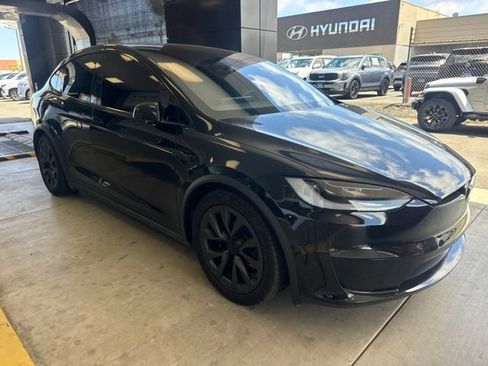 Used 2024 Tesla Model X AWD/4WD image 3