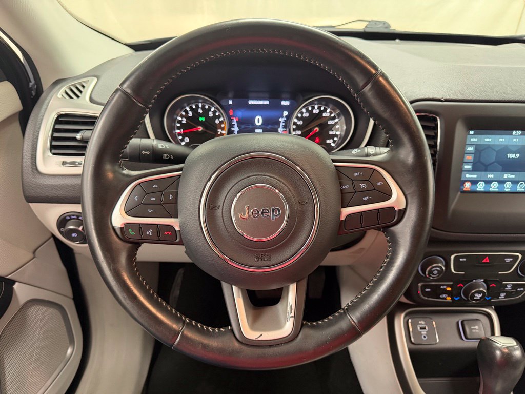 Used 2018 Jeep Compass Latitude w/ Popular Equipment Group FWD image 22