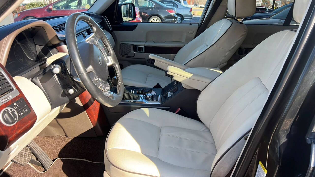 Used 2011 Land Rover Range Rover HSE AWD/4WD image 11