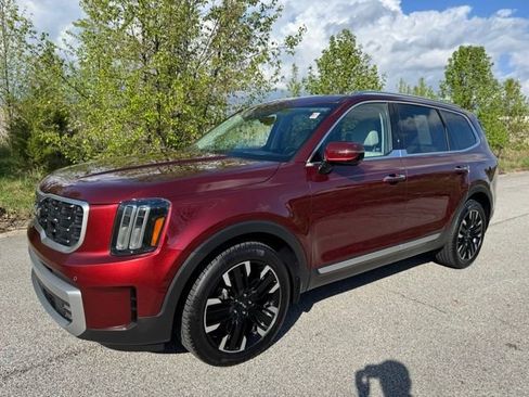 Used 2023 Kia Telluride SX Prestige AWD/4WD image 1