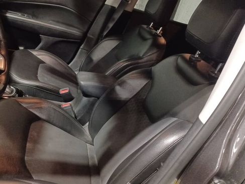 Used 2019 Jeep Compass Altitude image 6