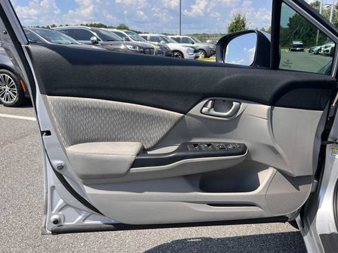 Used 2014 Honda Civic LX image 9