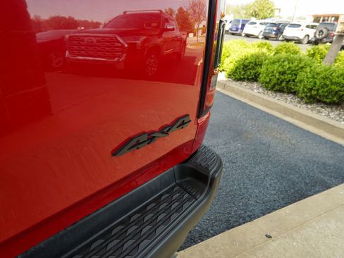Used 2019 RAM 1500 Rebel w/ Rebel Level 2 Equipment Group AWD/4WD image 11