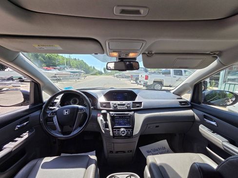 Used 2014 Honda Odyssey EX-L image 17