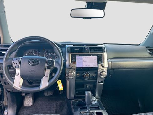 Used 2021 Toyota 4Runner SR5 AWD/4WD image 20