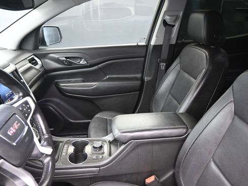 Used 2020 GMC Acadia SLT w/ Driver Alert Package II image 23