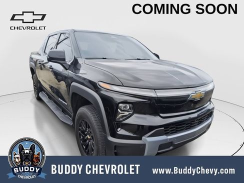 Used 2025 Chevrolet Silverado EV LT AWD/4WD image 1