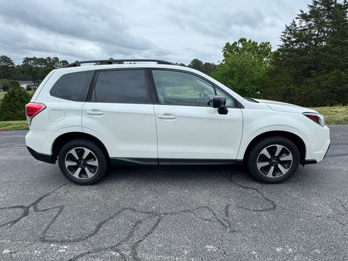 Used 2018 Subaru Forester 2.5i w/ Alloy Wheel Package AWD/4WD image 22