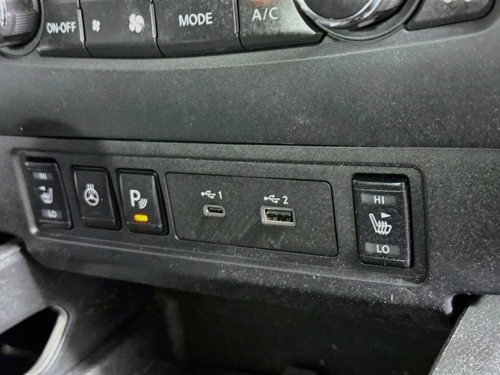 Used 2023 Nissan Frontier SV w/ SV Convenience Package AWD/4WD image 40