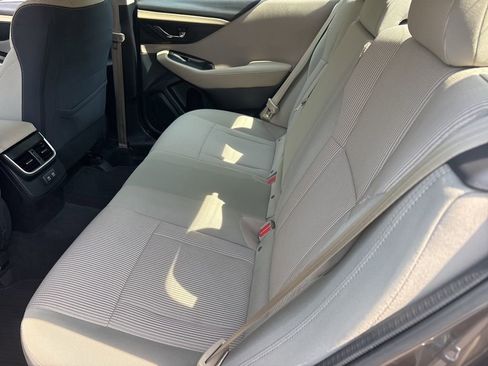 Used 2022 Subaru Legacy Premium AWD/4WD image 22