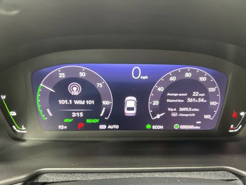 Used 2024 Honda Accord Sport image 15