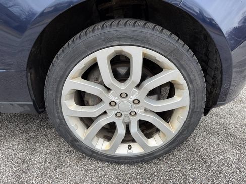 Used 2016 Land Rover Range Rover Supercharged image 11