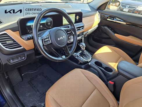 Certified 2024 Kia Seltos EX AWD/4WD image 11