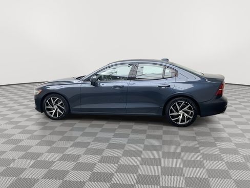 Used 2019 Volvo S60 T6 Momentum w/ Premium Package image 36