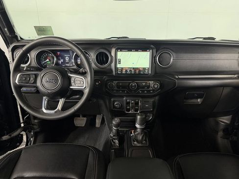 Used 2023 Jeep Wrangler Unlimited Sahara w/ Safety Group AWD/4WD image 21