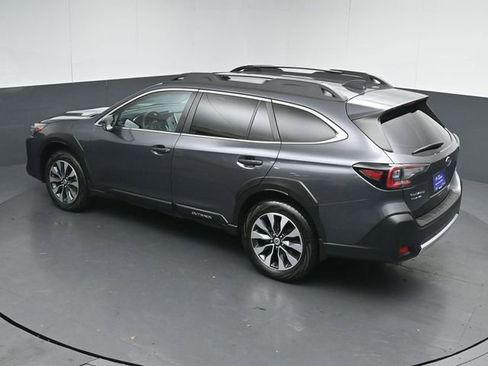 Used 2023 Subaru Outback Limited image 45