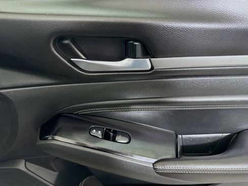 Used 2021 Nissan Altima 2.5 SV image 31