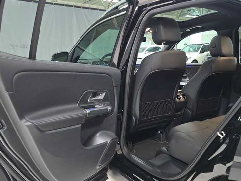 Used 2026 Mercedes-Benz GLB 250 4MATIC image 15