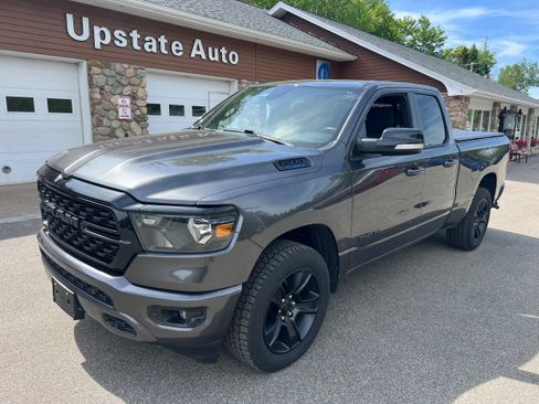 Used 2022 RAM 1500 Big Horn AWD/4WD image 1