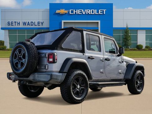 Used 2019 Jeep Wrangler Unlimited Sport S image 7