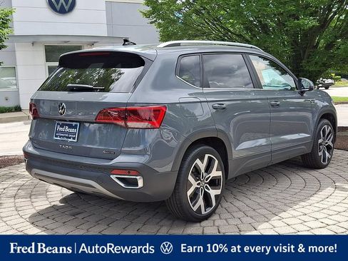Certified 2022 Volkswagen Taos SEL AWD/4WD image 7
