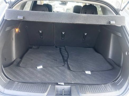 Used 2026 Chevrolet Trax LT FWD image 15