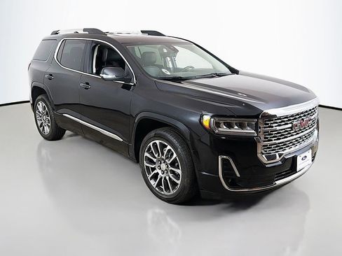 Used 2023 GMC Acadia Denali w/ Denali Ultimate Package image 2