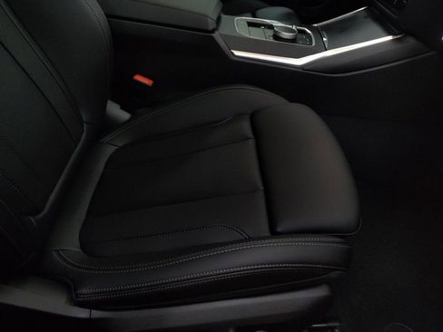 New 2026 BMW 330i xDrive Sedan w/ M Sport Package image 23